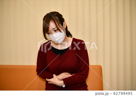 腹痛イメージ 62799495