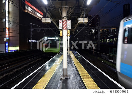 新橋駅　下り線　5,6番線ホーム 62800961