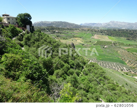 スペイン　ロンダの景観 62801056