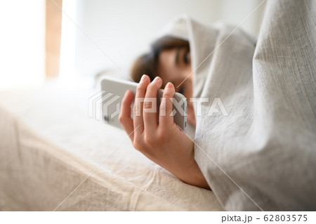 女性　ポートレート 62803575