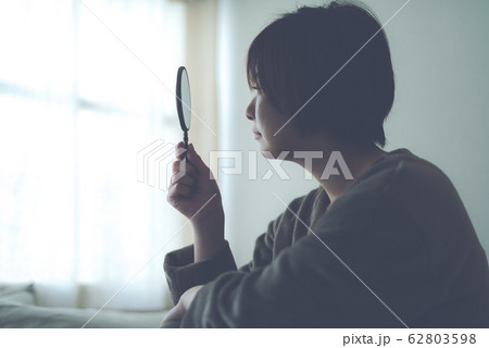 女性 ポートレート 女性 ポートレート 62803598