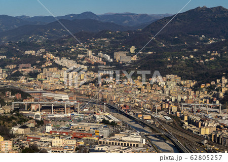 genoa new morandi bridge under construction aerial genoa new morandi bridge under construction aerial 62805257