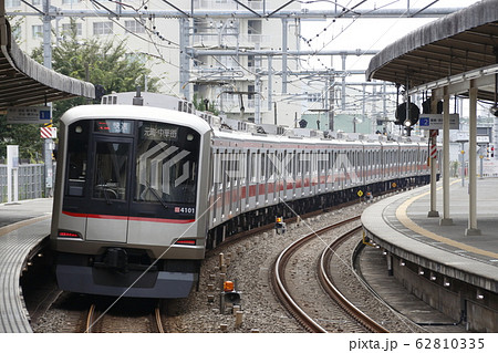 西武線直通の東急東横線4000系 西武線直通の東急東横線4000系 62810335
