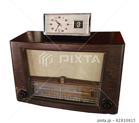 Vintage Radio with Antique Table Analog Clock, Vintage Radio with Antique Table Analog Clock, 62810915