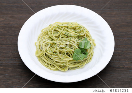 スパゲティ バジル スパゲティ バジル 62812251