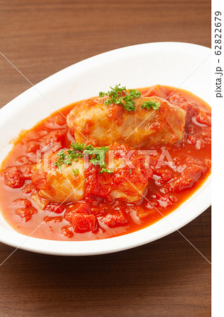 トマトソースのロールキャベツ 62822679