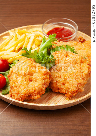 フライドチキン フライドチキン 62822795