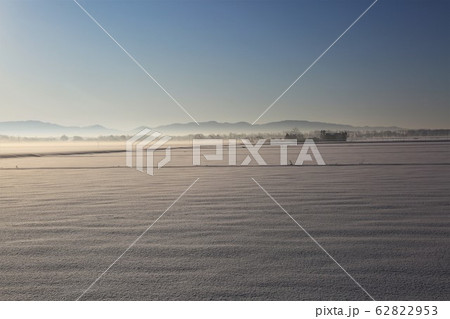 北海道・冬の風景 62822953