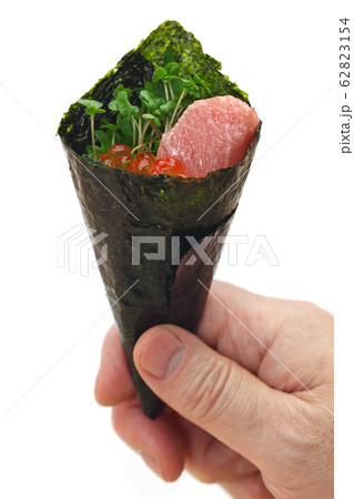 手巻き寿司・トロ&イクラ 62823154