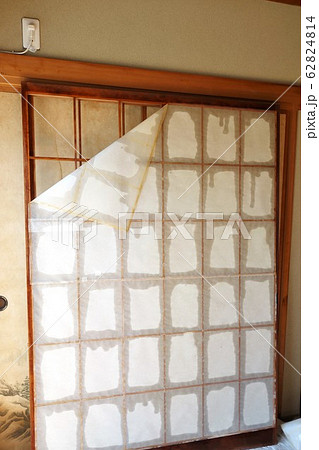 障子紙張り替え 62824814