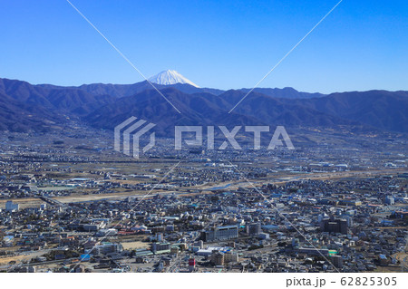 大蔵経寺山から望む富士山 62825305