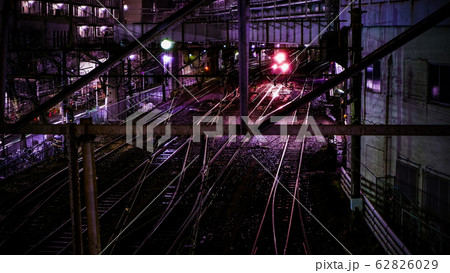 夜の貨物列車 62826029
