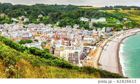 Panorama of natural chalk cliffs of Etretat 62826615