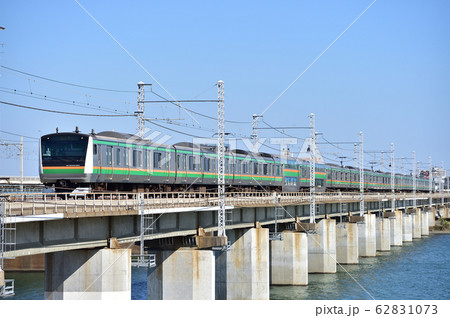 東海道本線 茅ヶ崎-平塚 JR東日本 E233系3000番台 E-02編成(国府津) 東海道本線 茅ヶ崎-平塚 JR東日本 E233系3000番台 E-02編成(国府津) 62831073