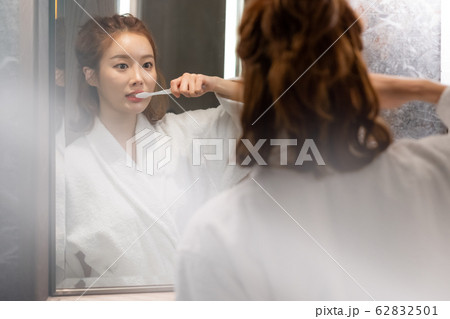 1人 一人 旅行 62832501