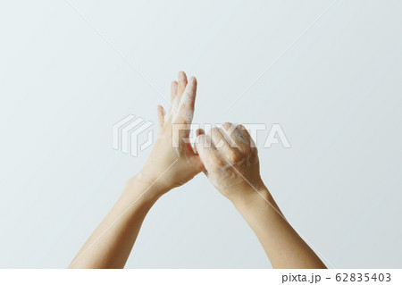 清潔 衛生 手 62835403