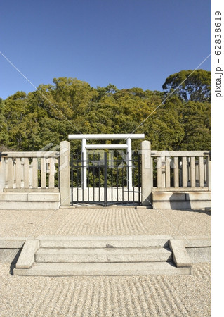 【大阪府 堺市】世界遺産・百舌鳥古墳群(反正天皇陵古墳・拝所) 【大阪府 堺市】世界遺産・百舌鳥古墳群(反正天皇陵古墳・拝所) 62838619