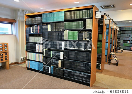 慶應義塾大学三田キャンパス 図書館内 慶應義塾大学三田キャンパス 図書館内 62838811