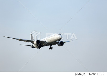 都心上空　飛行機 62841625