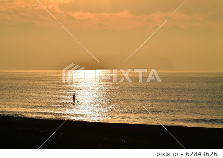 マリンスポーツ　夏休み 62843626