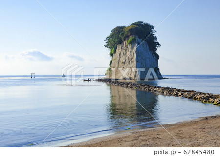 見付公園の朝、石川県珠洲市にて 62845480