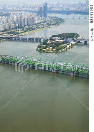 川 河 足 62845901