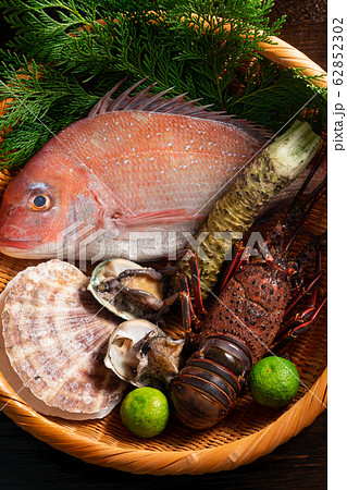 魚介類盛り合わせ 62852302