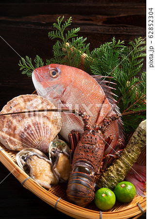 魚介類盛り合わせ 魚介類盛り合わせ 62852304