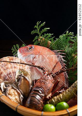 魚介類盛り合わせ 62852312