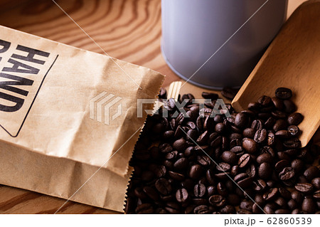 コーヒー豆 62860539