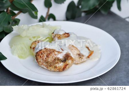 grilled chicken or chicken steak with white cream grilled chicken or chicken steak with white cream 62861724