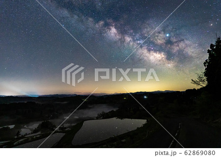 棚田と天の川　星峠　【新潟県】 62869080