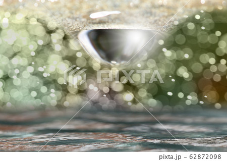 Big Morning Dew Water, nearly drop down from 62872098