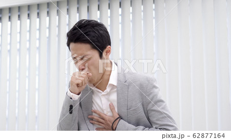 男性　咳 62877164