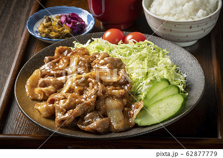 豚肉のしょうが焼き 62877779