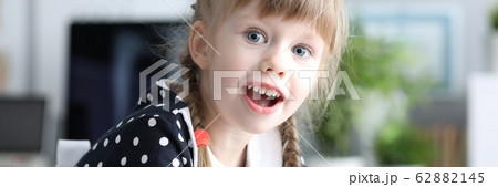 Joyous girl at doctor office Joyous girl at doctor office 62882145