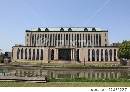 越谷市中央市民会館の建物 62882227