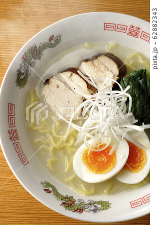 鶏白湯らーめん 62882343
