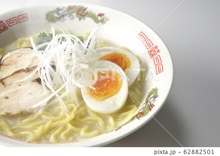 鶏白湯ラーメン 62882501