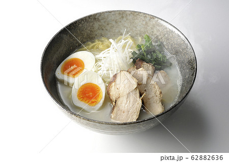鶏白湯ラーメン 鶏白湯ラーメン 62882636