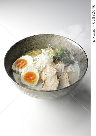 鶏白湯ラーメン 62882646