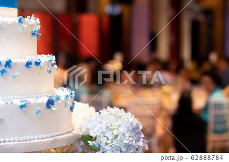 Wedding many layers Cake put in ceremony Round Wedding many layers Cake put in ceremony Round 62888784