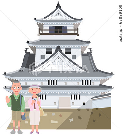 高知城とシニアカップル旅行者 62889109