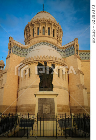 Exterior view to Cathedrale Notre Dame d'Afrique 62889373