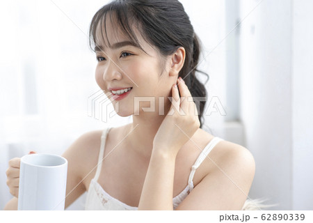 Beautyful girl Beautyful girl 62890339