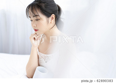Beautyful girl  62890383