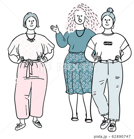 ふくよかな女性　トリオ 62890747