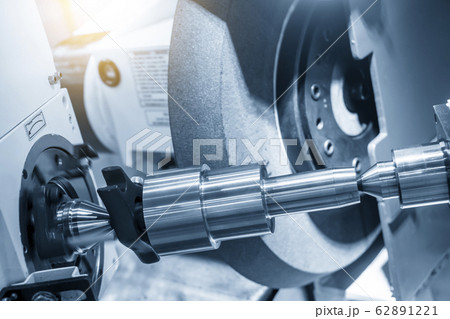 The metal shaft parts on cylindrical grinding machine. 62891221