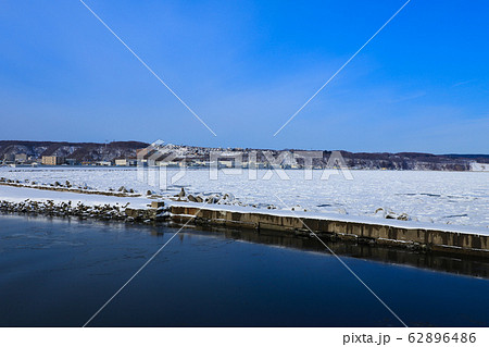 流氷　オホーツク海　網走港 62896486