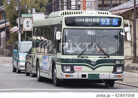 路線バス(A Transit Bus) 0